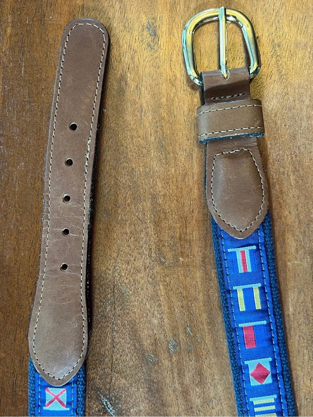 West Marine Men's Adjustable Nautical Belt Size 46 Blue/Brown Brass Buckle